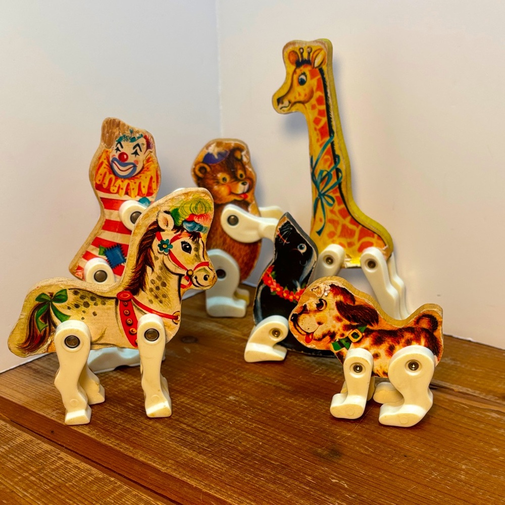 6 Vintage 1963 Fisher Price Circus Wagon Set  Characters